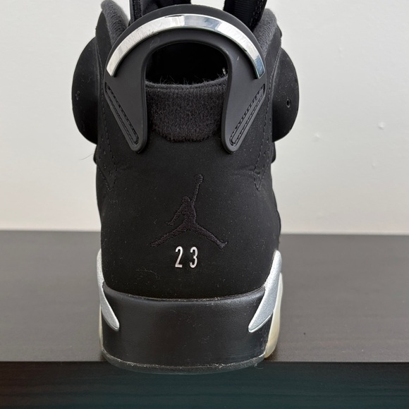 Jordan 6 Chrome - Picture 10 of 16